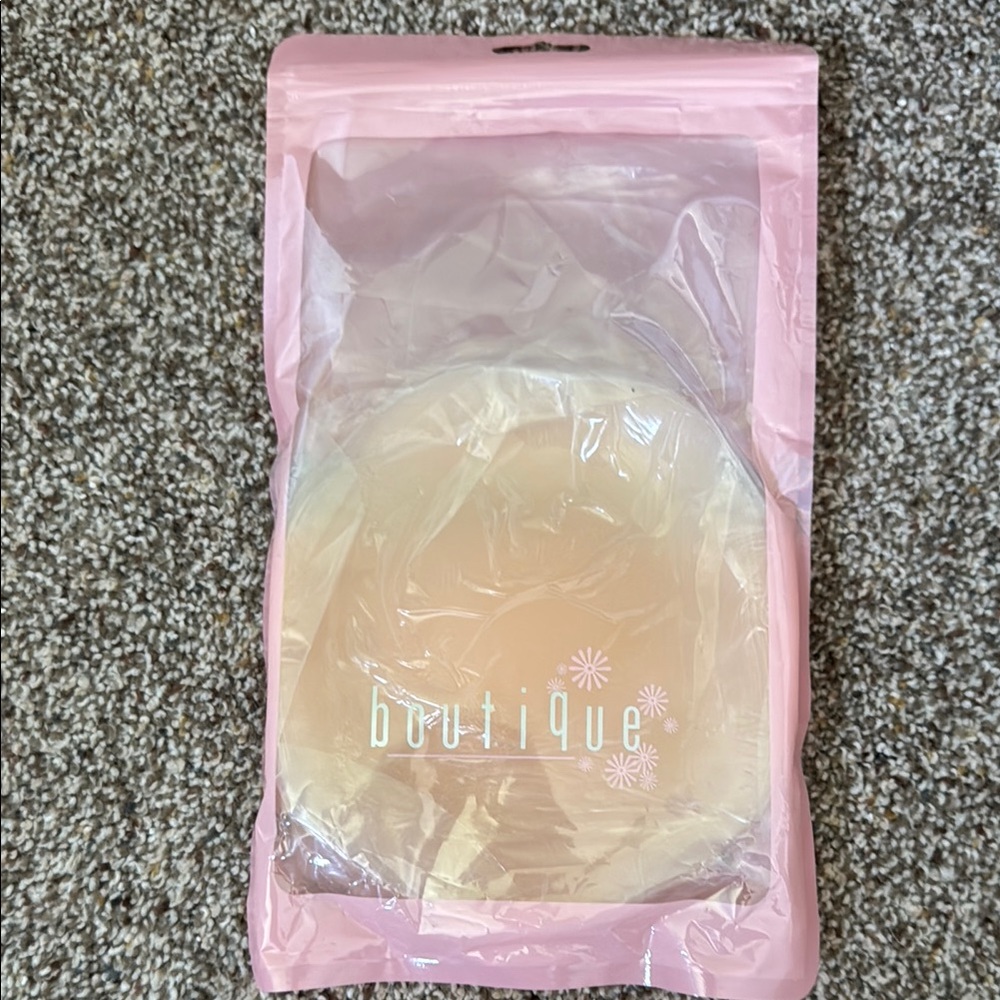 Boutique Sticky boobs for plus size